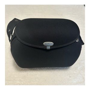 Baby Bjorn Clamshell Hard Case
Crossbody Shoulder Expanding Travel
Diaper Bag